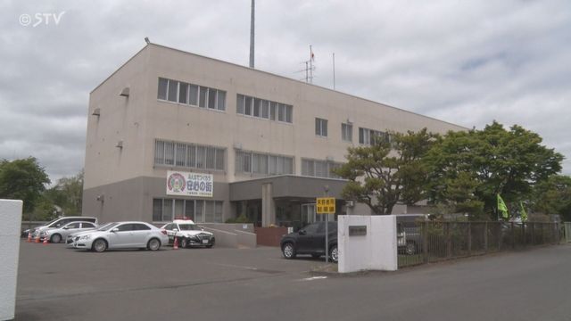 男(35)「会社に行けなくしてやる」同居する母親(57)を脅迫