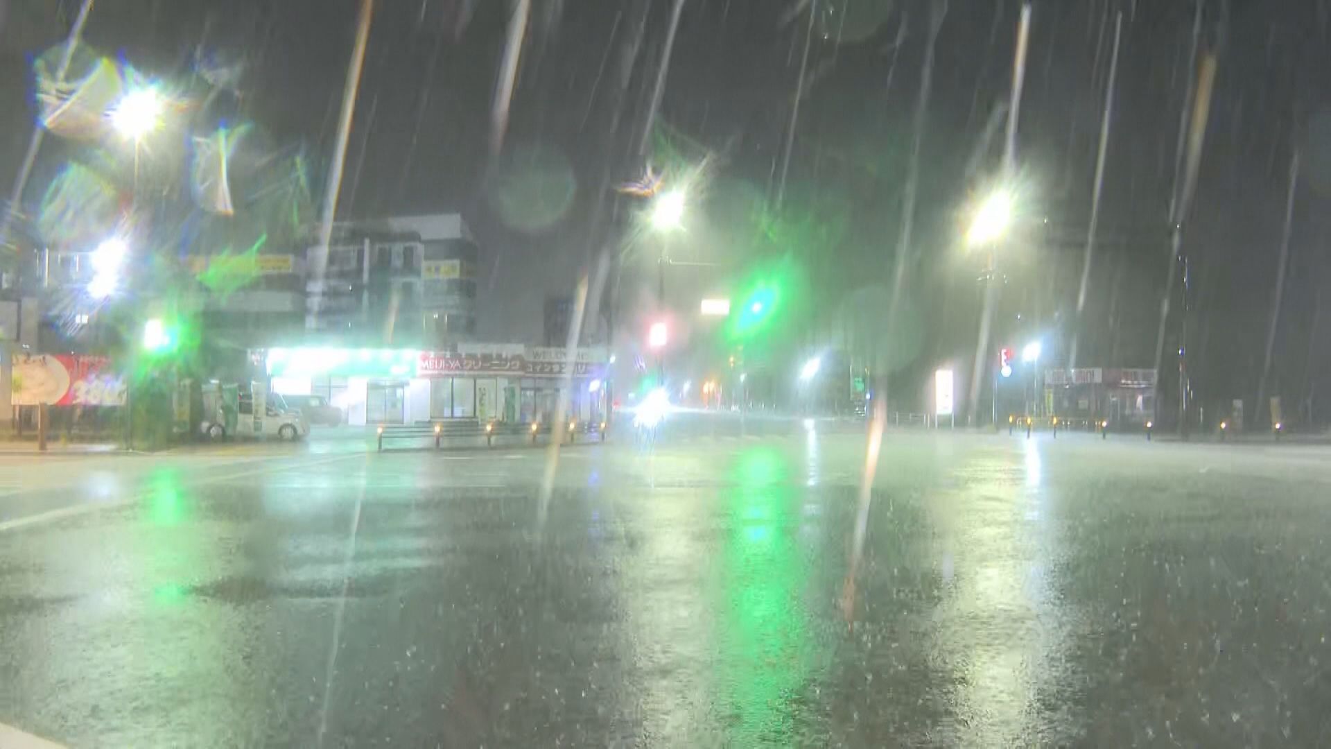 台風の準備万端？　結構強いみたいだよ