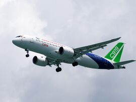 中国「発注してたエアバス機が出来上がったって？あっ！うちの国産旅客機の認証したら受け取る」