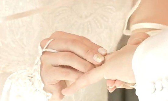 男は女に家事育児の能力や高収入や高学歴を求めてない。必要なのは若さ・顔・おっぱい・ケツ。