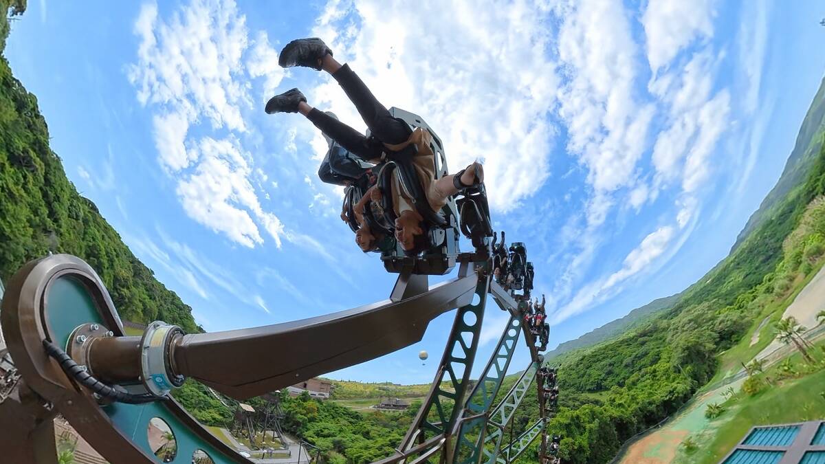 ジャングリア沖縄、絶叫マシン「やんばるトルネード」を導入、招待された地元民たちも絶賛