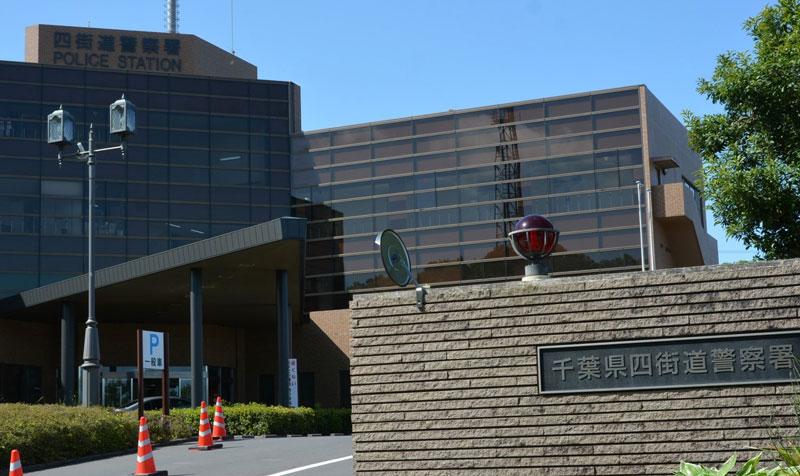 「スカート内ではなく、ふくらはぎ撮影した」自称無職の男（51）を逮