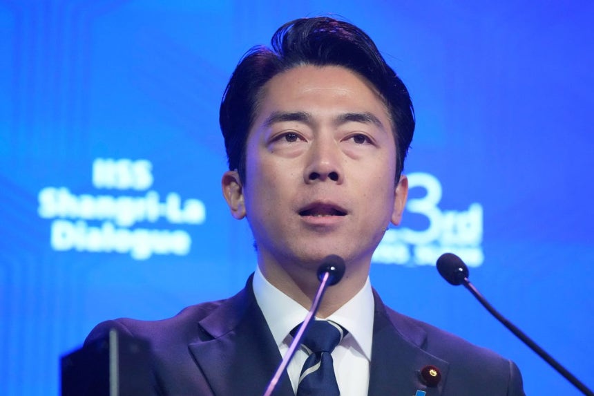 小泉防衛大臣 「日本のどこが軍国主義なのか。中国の軍拡こそ不透明で世界にとって危険だ」