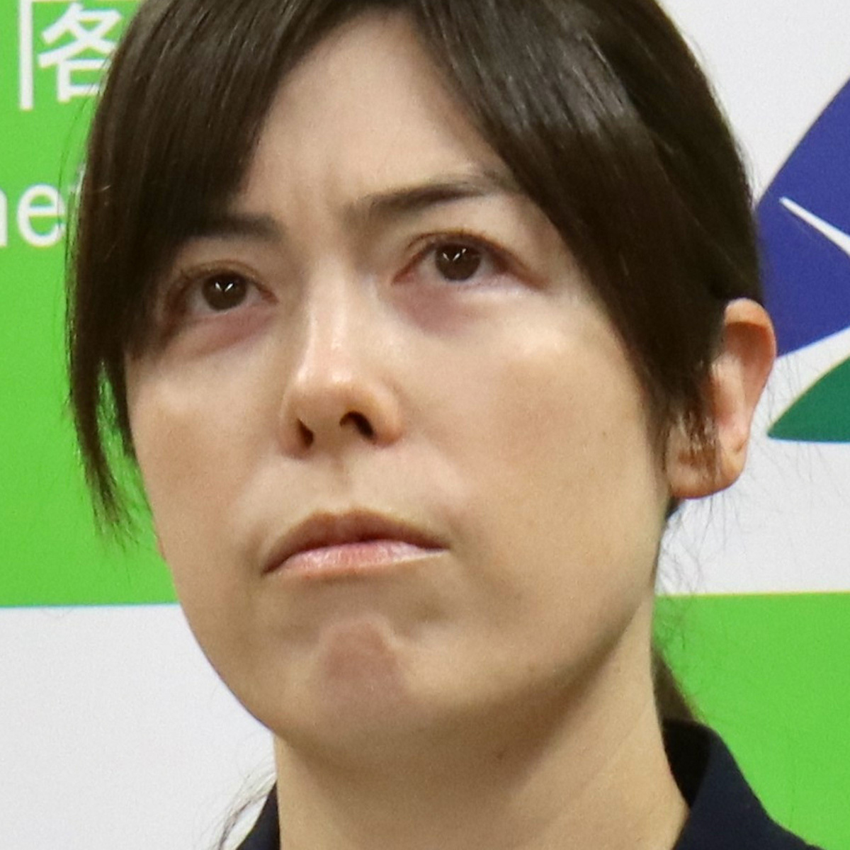 【馬鹿】　記者「永住権ではなく永住許可だと言われたが、どっちを使うかは表現の自由だ」