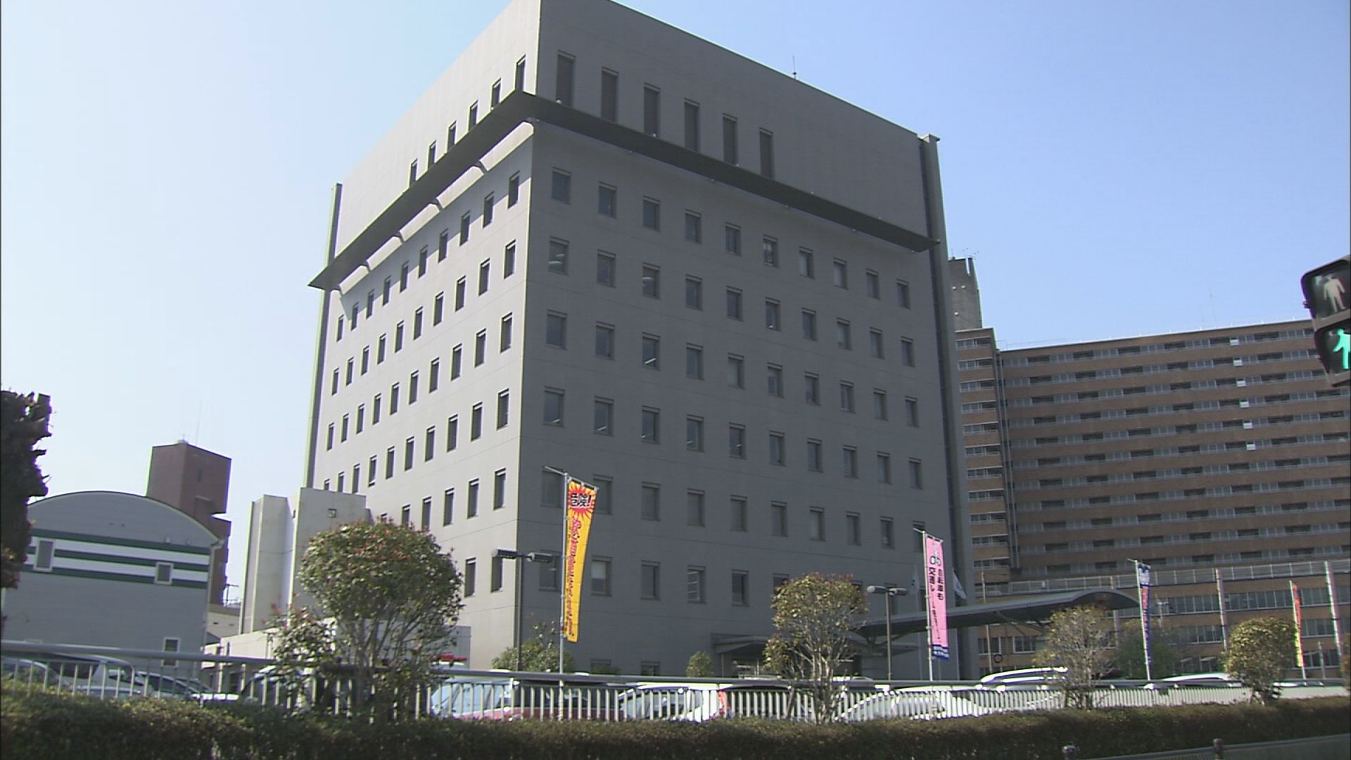 「家に知らない女がいる」 54歳女、面識のない20代男性の家に入り込み男性の顔面をビンタして逮捕