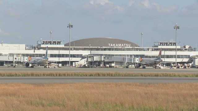 うどんの出汁がでる蛇口　リニューアルし再開　高松空港　5月20日