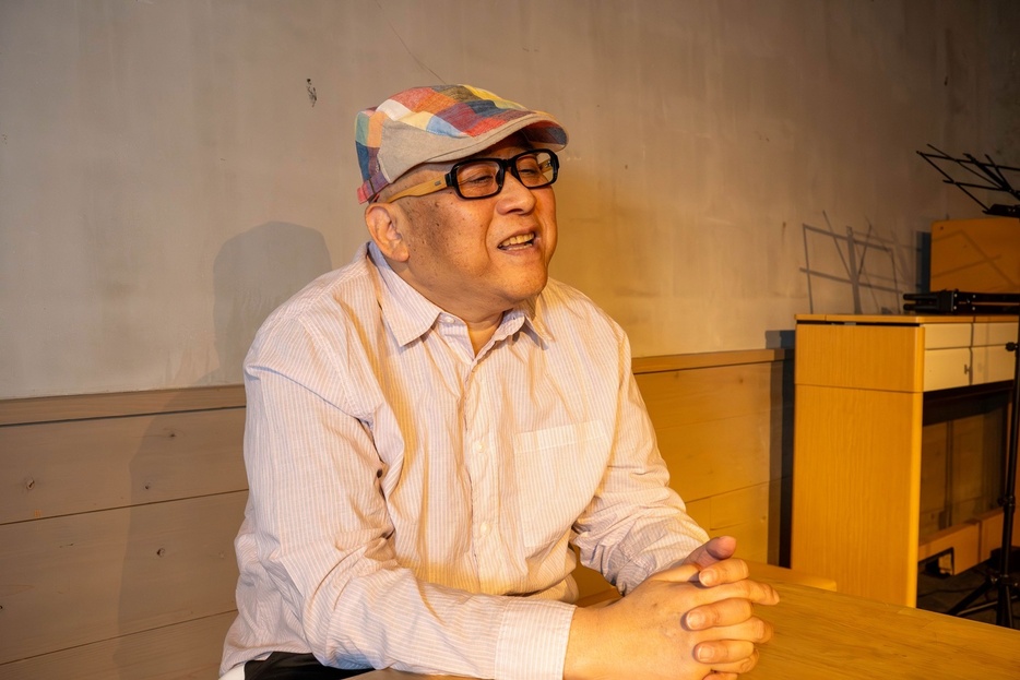 タモリのモノマネで一世を風靡、コージー富田さん糖尿で完全失明