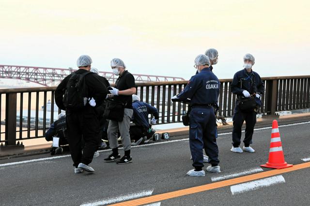 台船の上で倒れた女性、死亡　大阪・大正区の「なみはや大橋」の下